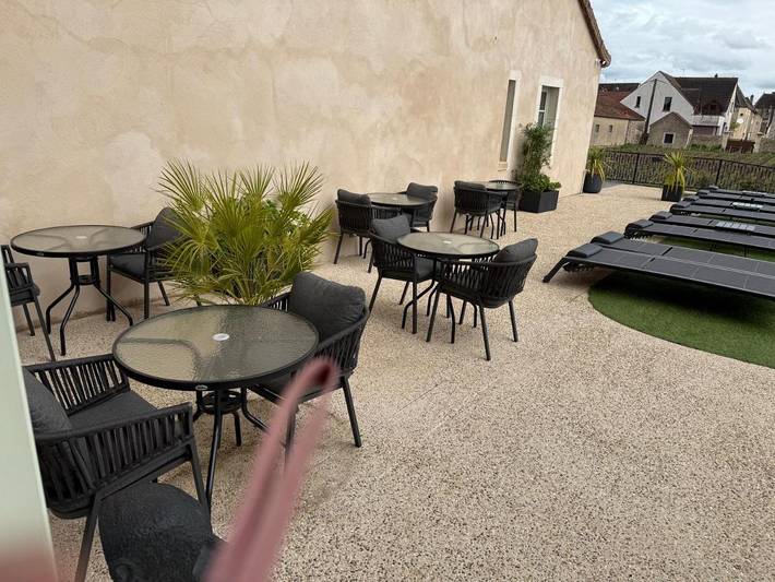 Hôtel pour 12 personnes, avec vue ainsi que piscine et jardin à Pommard - 4