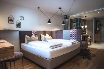 Hotel für 2 Personen, mit Whirlpool und Sauna sowie Garten und Pool, kinderfreundlich in Kaprun