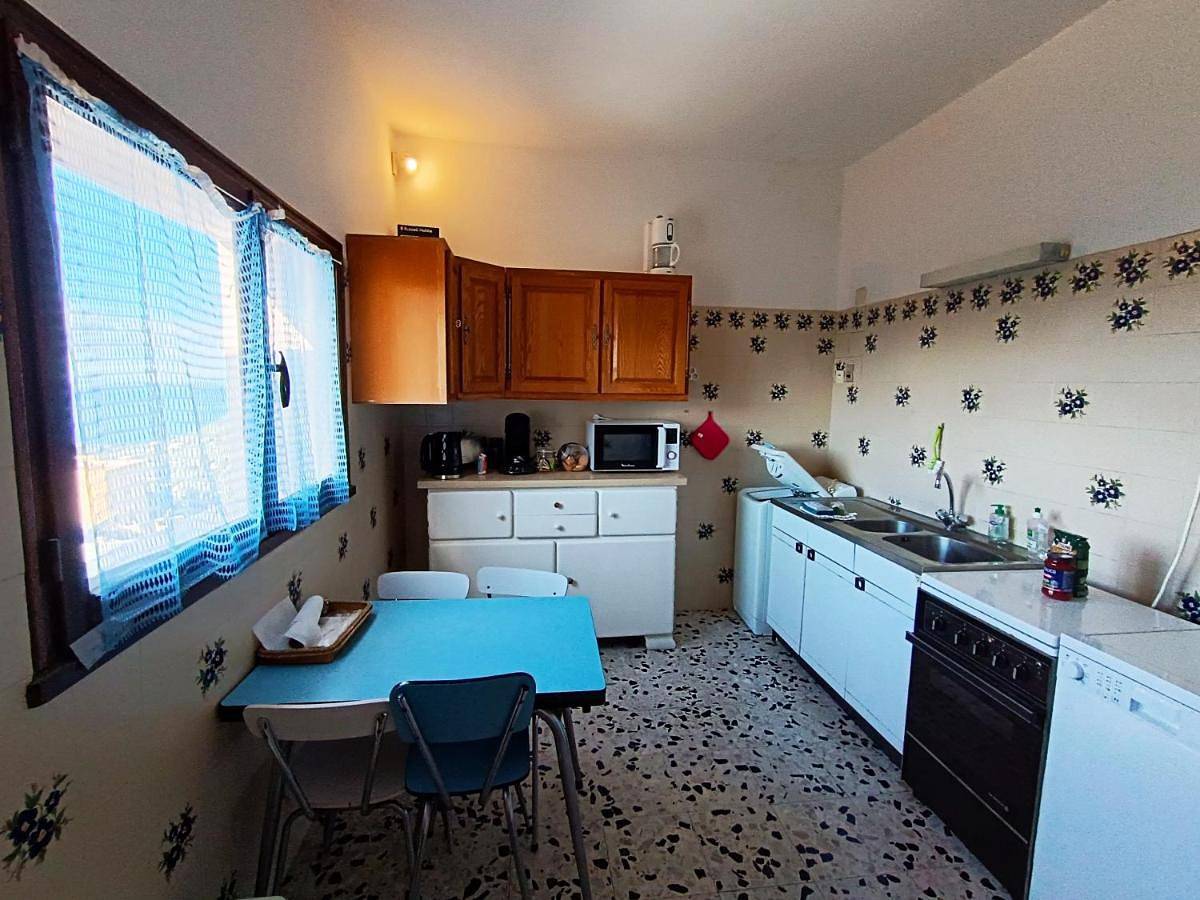 Appartement entier, Three-Bedroom Apartment in Farinole, Région de Calvi