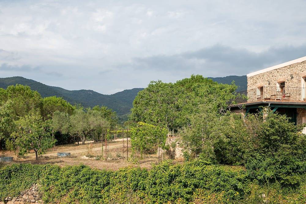 Vegan Rural Cottage mitten in der Natur in Alforja, Baix Camp