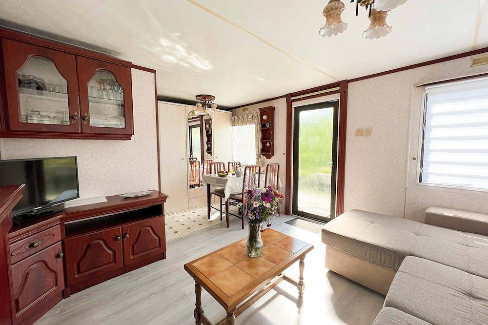 Mobil Home in Ferrières-la-Verrerie, Région d'Alençon