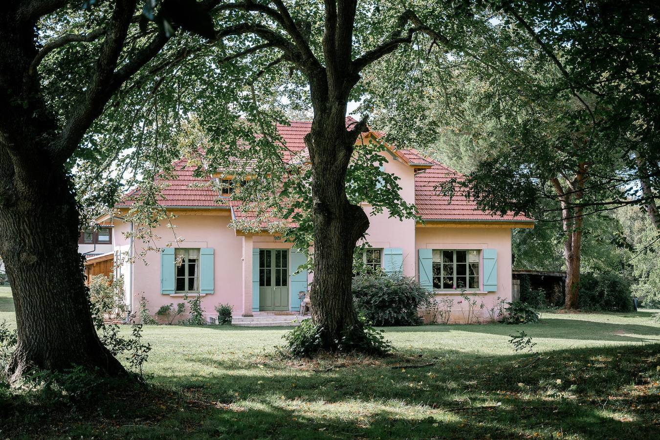 Elegancia y Serenidad en el Corazón de las Landas – Finca a 10 Minutos de las Playas in Saint-Julien-en-Born, Côte d’Argent