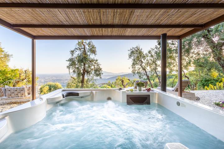 Villa per 4 persone, con Terrazza e Giardino a Montecatini Terme