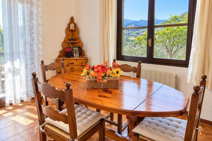 Ferienwohnung für 4 Personen, mit Balkon und Terrasse sowie Ausblick in Pompeiana