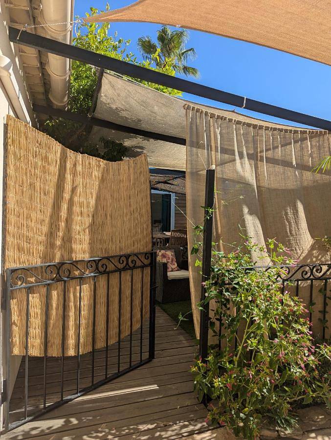 Gîte pour 2 personnes, avec jardin, animaux acceptés à La Crau - 2