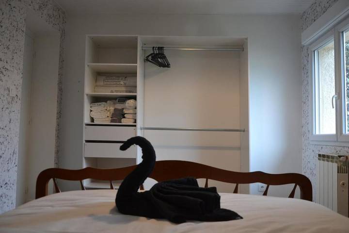 Gîte pour 8 personnes, avec vue et terrasse à Échirolles - 4