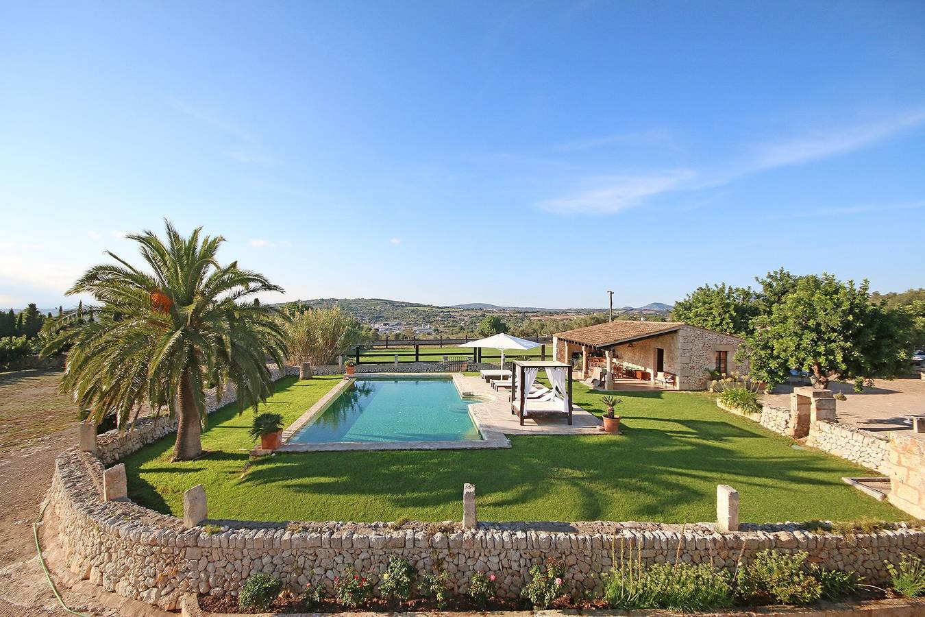 Finca 'Son Mas Vell' mit privatem Pool, privater Terrasse und Wi-Fi in Manacor, Mallorca Osten