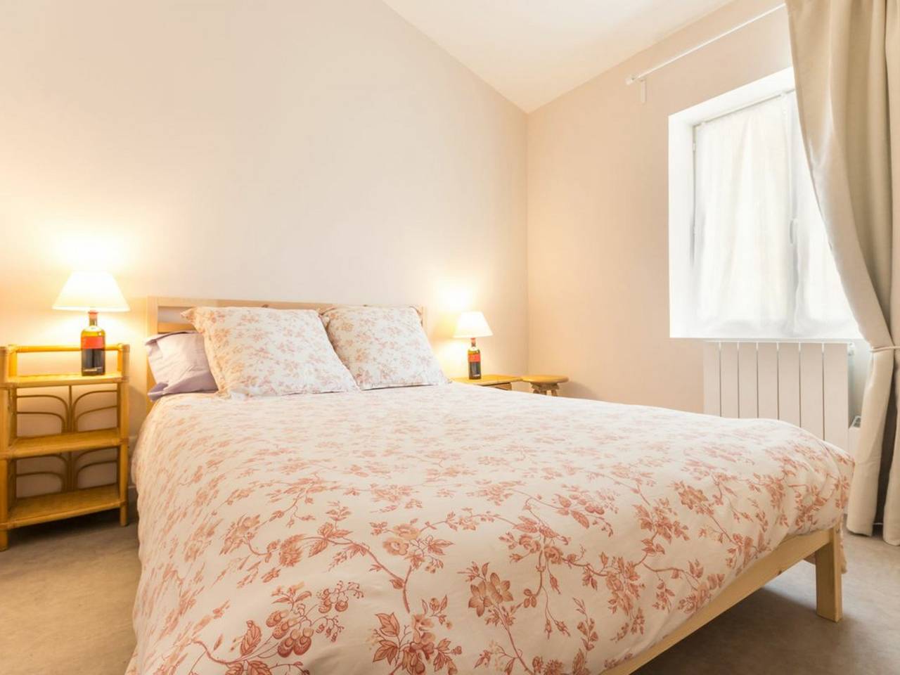 Charming House near Nantes with Private Garden, Terrace, and Modern Amenities in Vertou, Nantes region