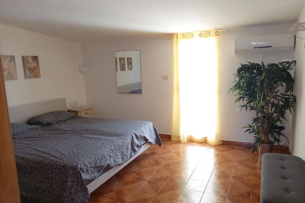 Appartamento intero, Appartamento in Puglia vicino al mare Ionio in Specchiarica, Manduria