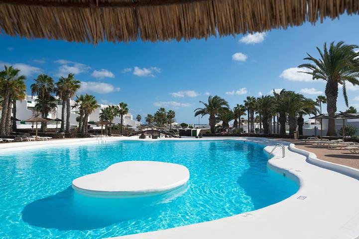 Chalet voor 4 personen, met zwembad en balkon op Lanzarote