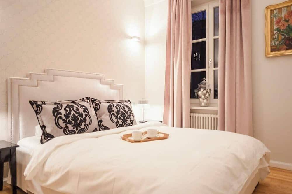 Appartamento intero, Świętojańska Old Town Deluxe Apartment in Varsavia Śródmieście, Varsavia