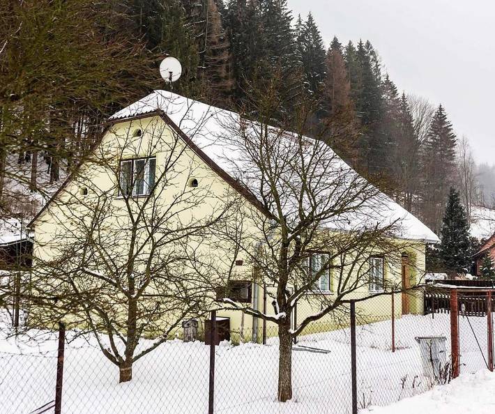 Ferienhaus für 6 Personen, mit Terrasse und Ausblick sowie Garten, mit Haustier - 1