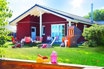 Ferienhaus für 8 Personen, mit Whirlpool und Sauna sowie Terrasse und Garten in Quern