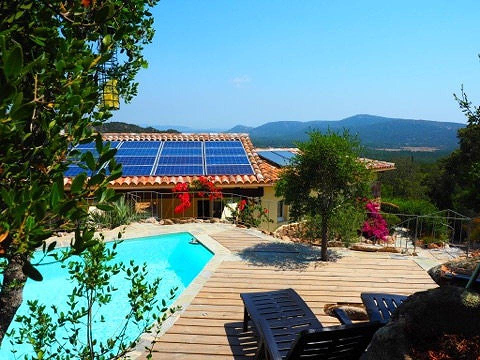 Studio entier, Studio vue golfe avec extérieur aménagé barbecue in Porto-Vecchio, Arrondissement de Sartène