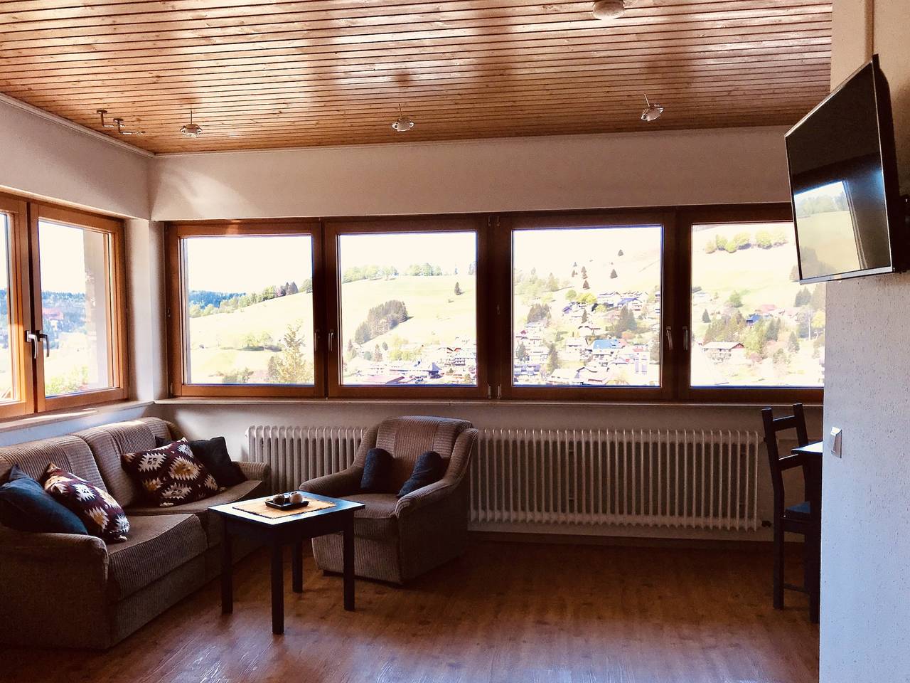 Ganzes Studio, Studio '1, 30 Qm' mit Bergblick, Gemeinschaftsterrasse und Wi-Fi in Suedlicher Schwarzwald, Todtnau