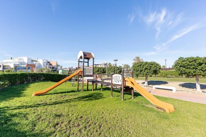 Gîte pour 6 personnes, avec jardin et bassin pour enfant à Vera - 2