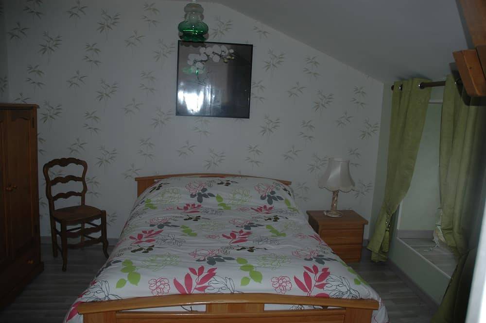 Landhaus in einer kleinen Miltière, St. Christopher. 40 min vom Futuroscope in Paroisse Saint-Damien-en-Châtelleraudais, Vienne