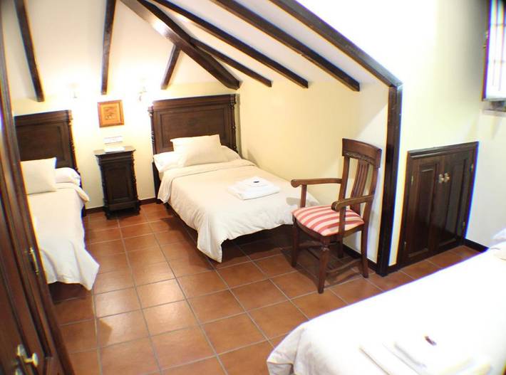 Casa rural con piscina para 2 personas, con jardín y piscina en Provincia de Pontevedra - 2