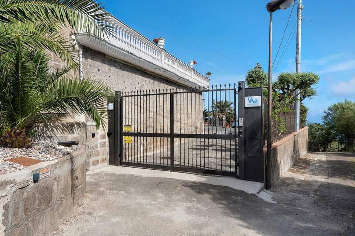 Villa 'Azzurra' con vistas al mar, Wi-Fi y aire acondicionado in Massa Lubrense, Provincia de Nápoles