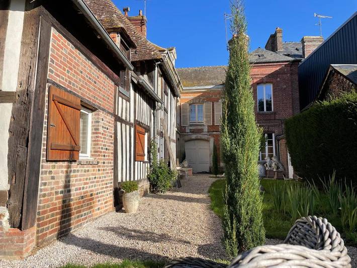 Maison d’hôte pour 2 personnes, avec jardin et balcon dans Livarot-Pays-d'Auge