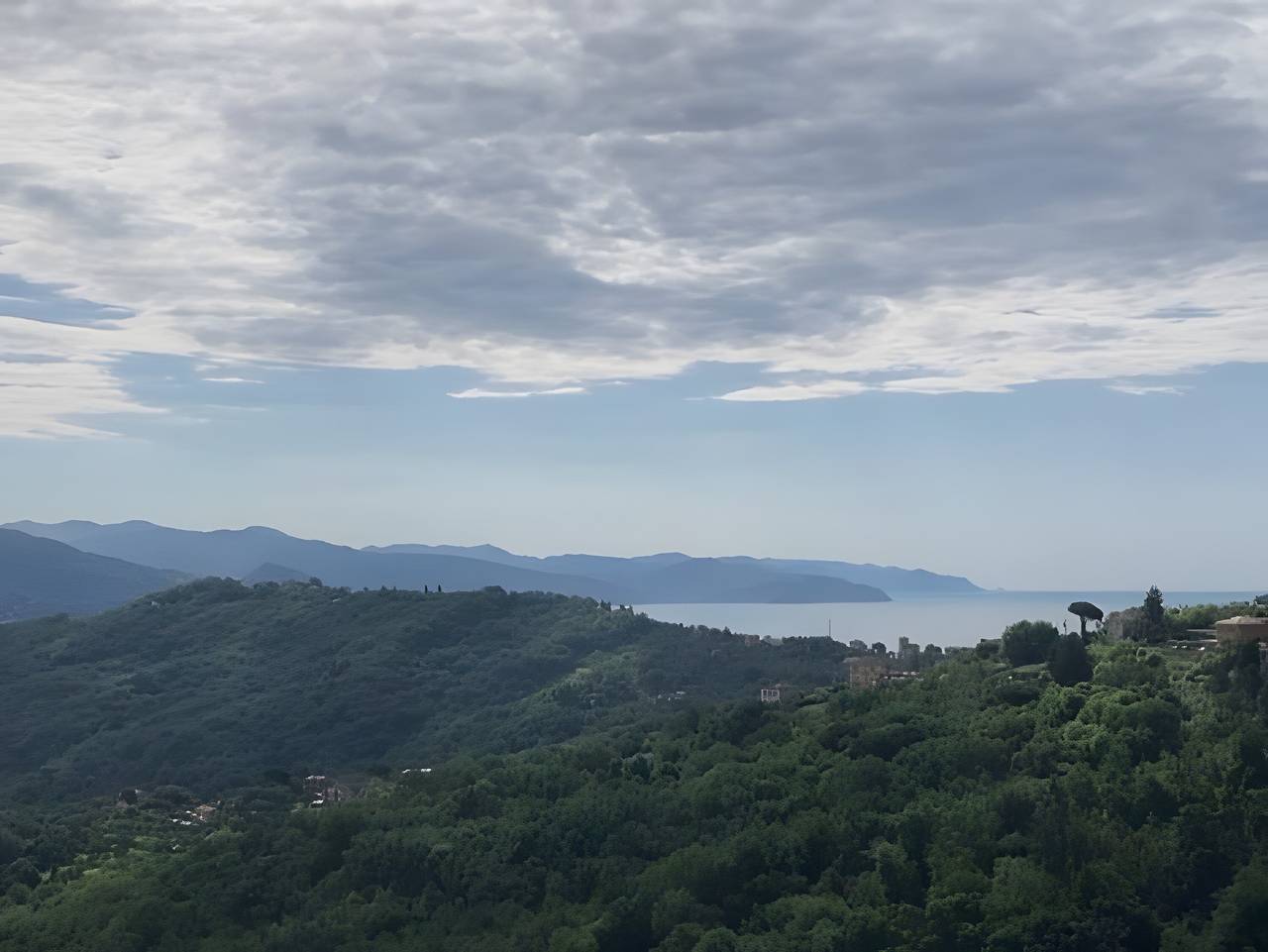 Guest House 'Fattorialmare Rossa' with Sea View, Shared Terrace and Wi-Fi in Camogli, Riviera di Levante