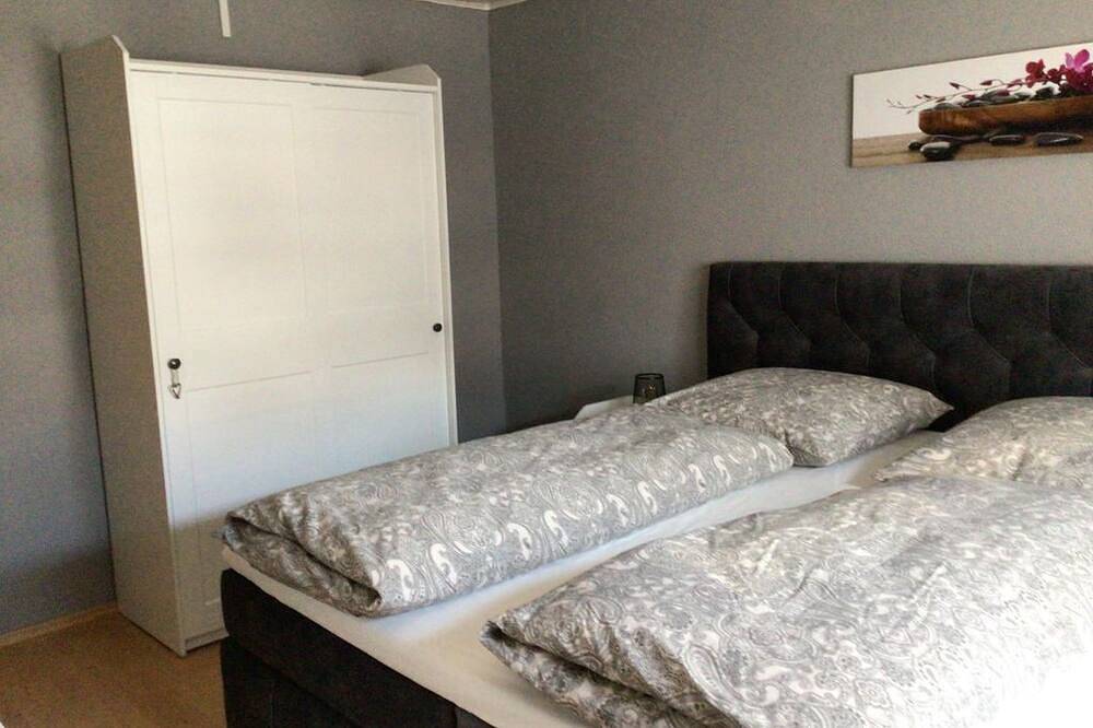 Ganze Wohnung, Gästehaus bei Lehmanns - Appartement/Fewo, Dusche, Wc, 1 Schlafraum in Pleisweiler-Oberhofen, Südliche Weinstraße