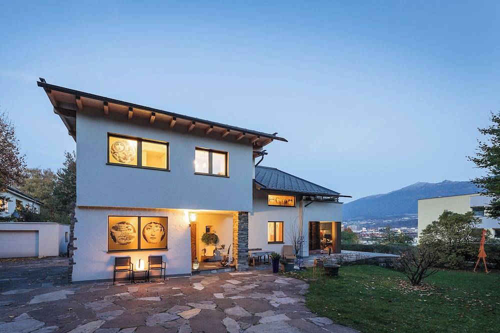 Ganze Wohnung, Villa Marwa - eine Ruheoase im Grünen mit Stadtblick in Innsbruck, Innsbruck Land