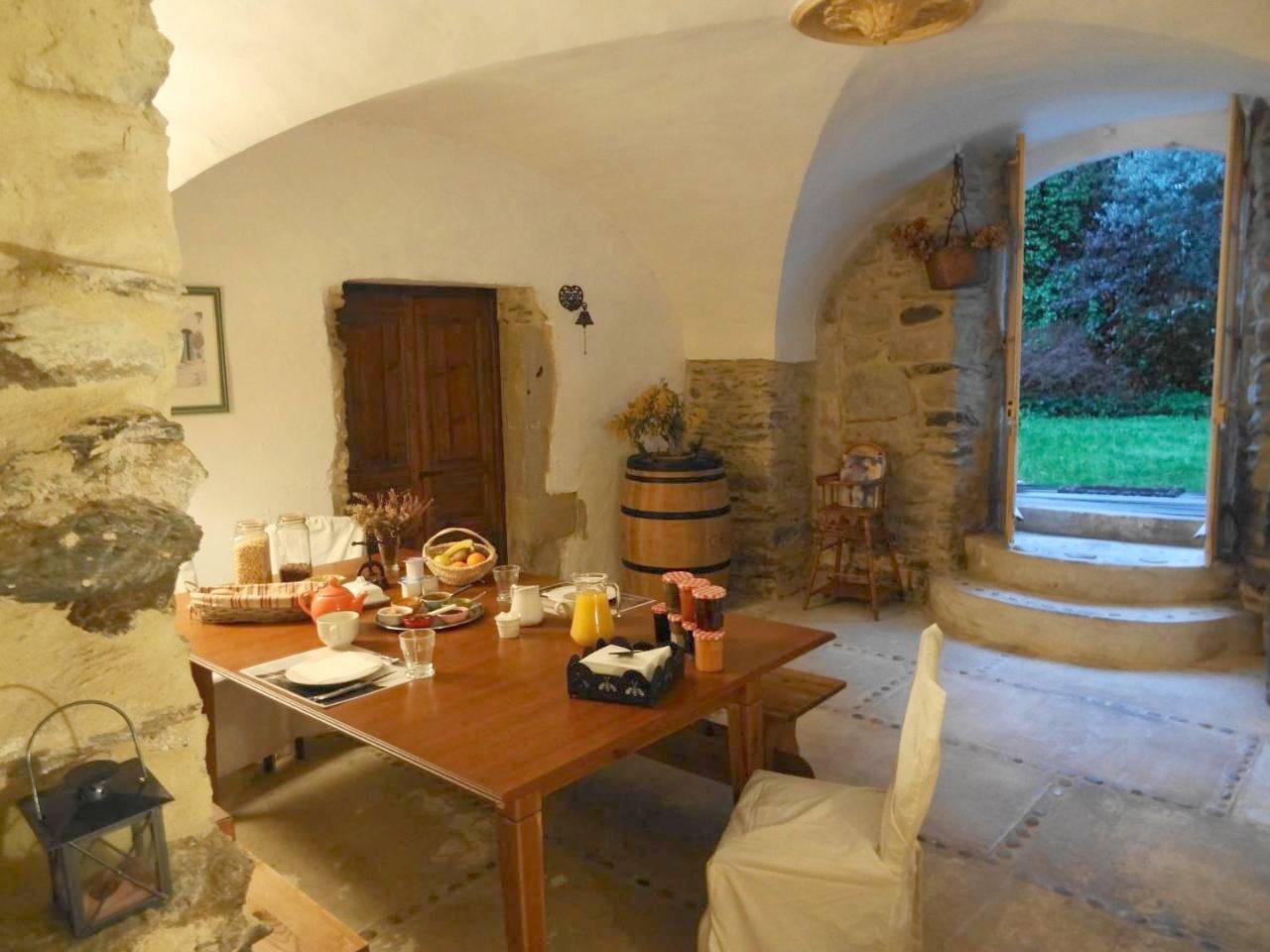 Classic Double Room in Le Poujol-sur-Orb, Région de Béziers
