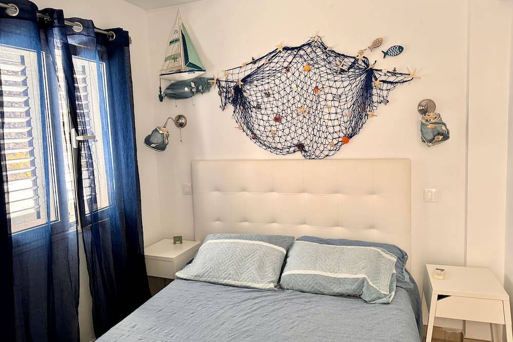 Entire apartment, Zaffiro – Sustainable Escape with Stunning Views in Puerto del Carmen, Tías