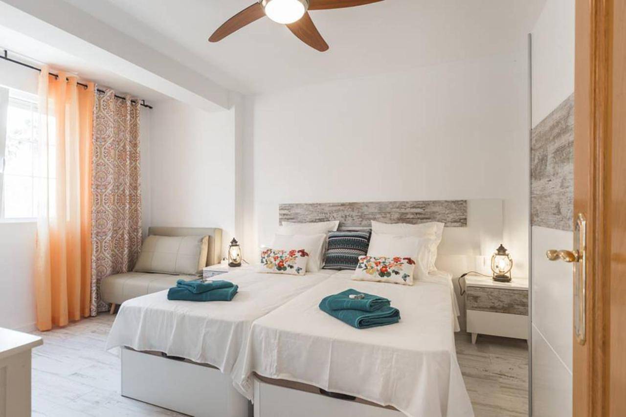 Ganze Wohnung, Apartment with Sea View in La Malvarrosa, Valencia