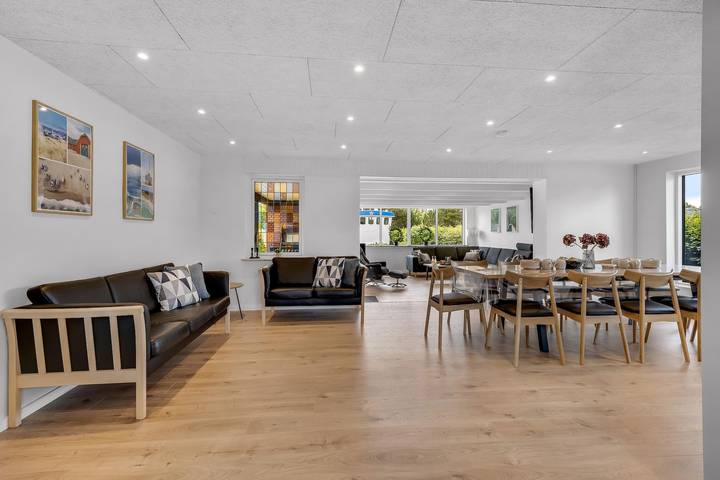 Renovated holiday home with outdoor hot tub and outdoor sauna in Thorup Strand in Thorup Strand, Jammerbugt
