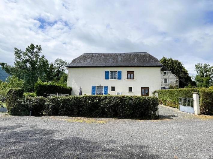 Gîte pour 4 personnes, avec Jardin à Sainte-Colome