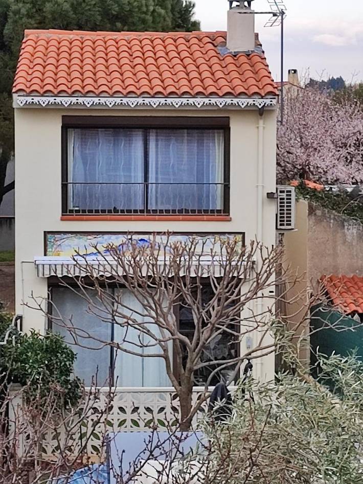Maison de vacances pour 2 personnes, avec Terrasse ainsi que Jardin et Piscine à Prades