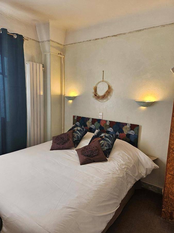 Hôtel pour 2 personnes, avec terrasse, animaux acceptés à Fixin - 2