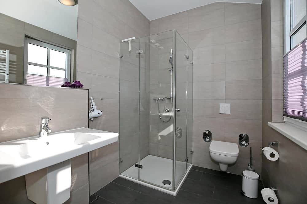 Ganze Wohnung, Ferienwohnung für 2 Personen + Kind – Residenz von Flotow nahe Ostsee in Heiligendamm, Rostock und Umgebung