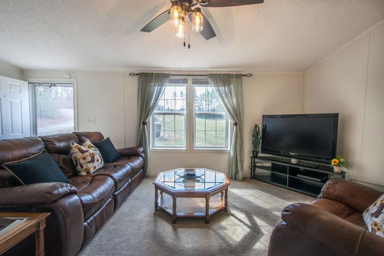 Vacation Home for 6 Guests in Blue Ridge Mountains, North Carolina