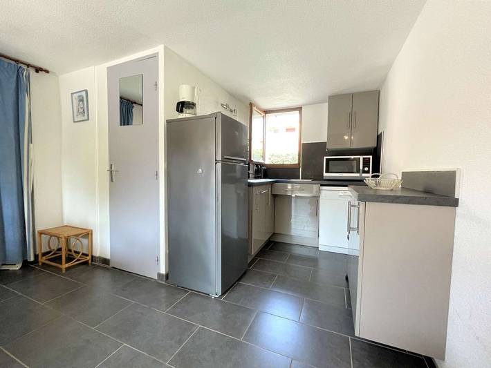 Location de vacances pour 6 personnes, avec terrasse dans Plage du Grazel - 3