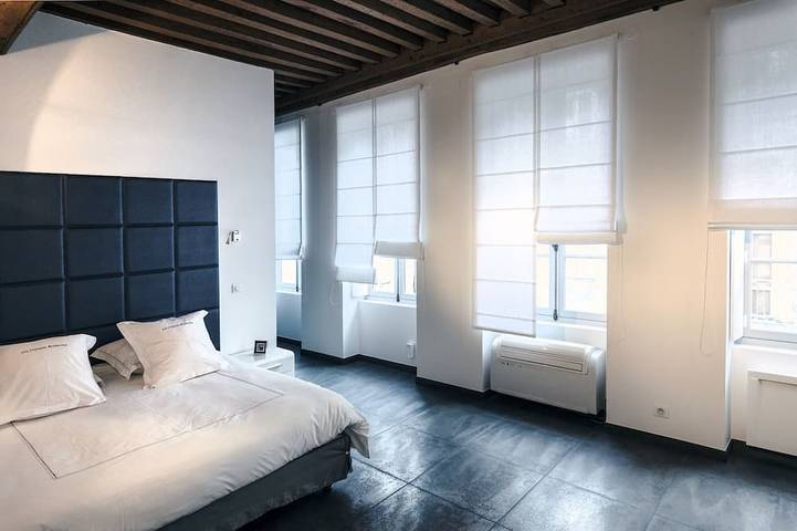 Location de vacances pour 10 personnes, avec terrasse dans Collegiale Notre Dame - 2