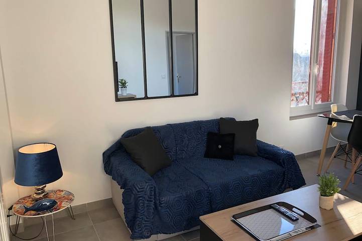 Entire apartment, ♥️Magnifique T2 neuf de 38m, parking privé, belles prestations in Aix-les-Bains, Chambéry region
