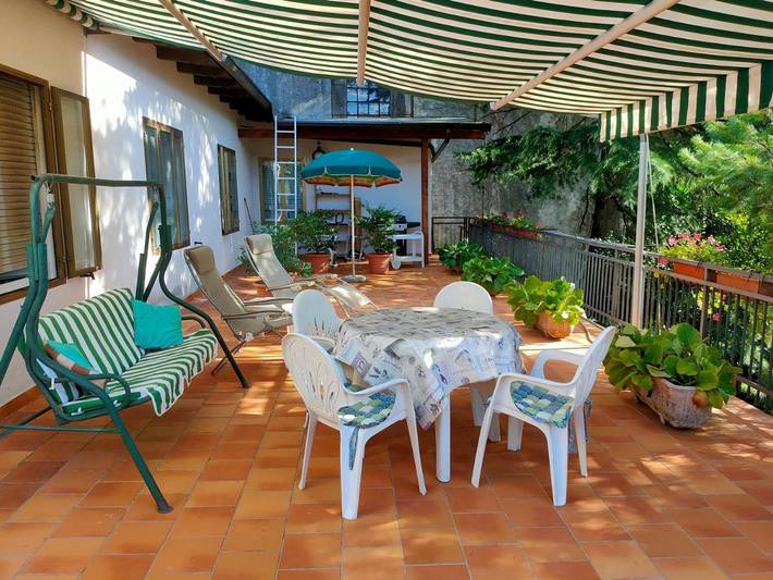 Appartamento per 4 persone, con Balcone e Terrazza nonché Panorama a Dervio