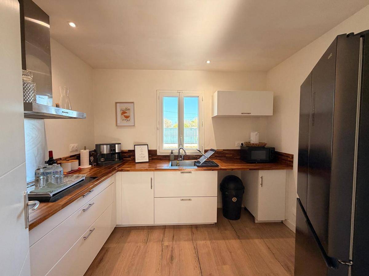 Appartement entier, Four-Bedroom House in Mérignac, Région de Bordeaux