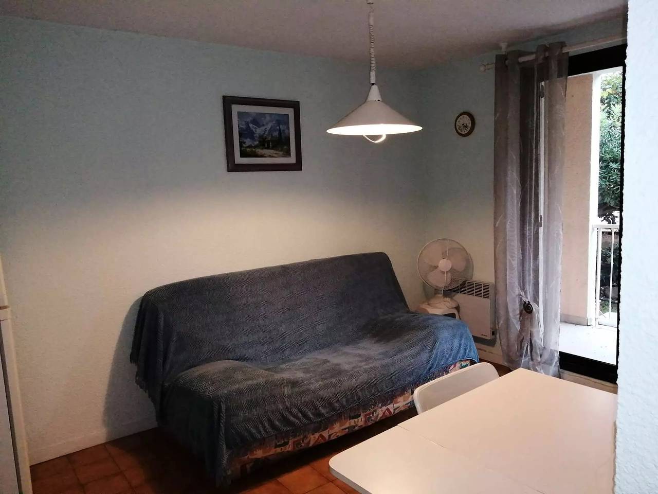 Appartement entier, Joli T2 front de mer dans domaine avec piscine et tennis in La Coudoulière, Six-Fours-les-Plages