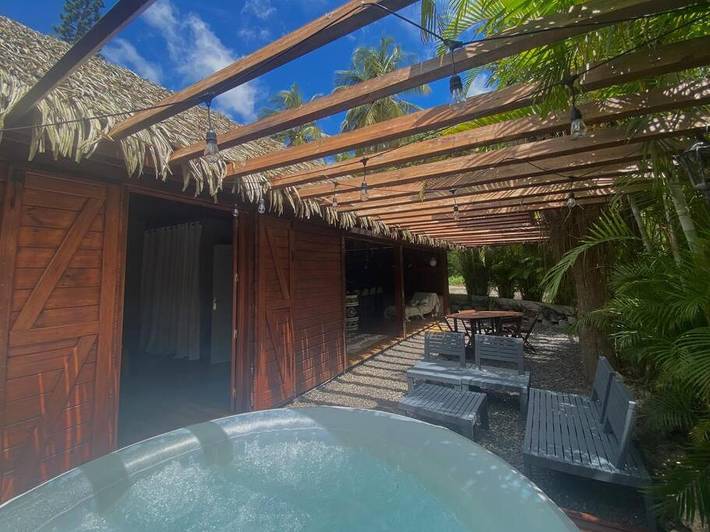 Ferienhaus für 4 Personen, mit Terrasse und Garten sowie Whirlpool - 1