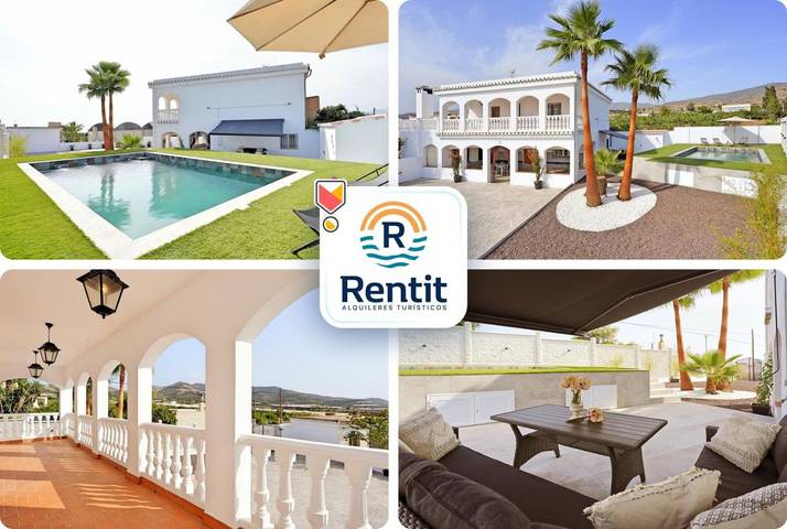 Chalet para 10 personas, con jardín además de vistas y piscina, Se admiten mascotas en Motril