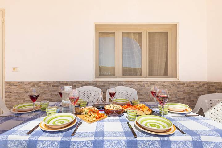 Gîte pour 10 personnes, avec jardin à Torre Lapillo - 3