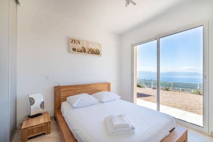 Wunderschöne Villa beheiztes Schwimmbad Jacuzzi Panoramablick auf das Meer 3 km vom Strand entfernt in Serra-di-Ferro, Ajaccio und Umgebung