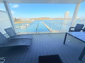 Ferienwohnung für 4 Personen, mit Whirlpool und Sauna sowie Balkon, mit Haustier in Priwall