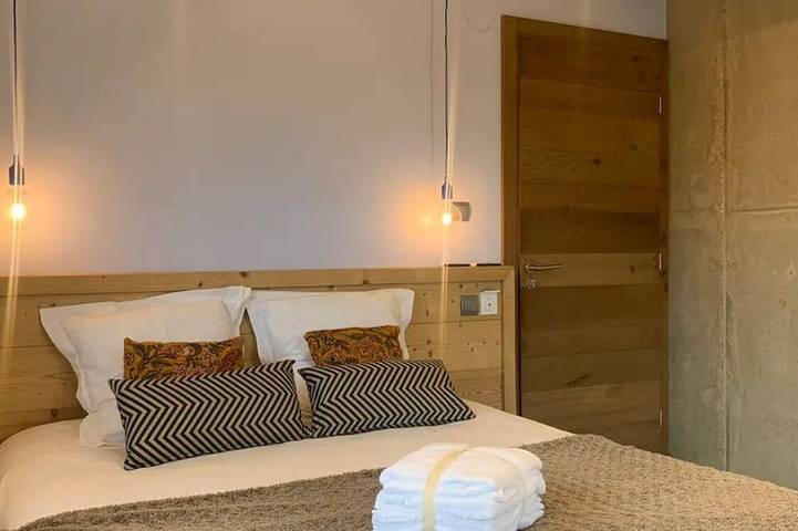 Villa pour 9 personnes, avec jacuzzi ainsi que jardin et piscine dans le Jura - 4