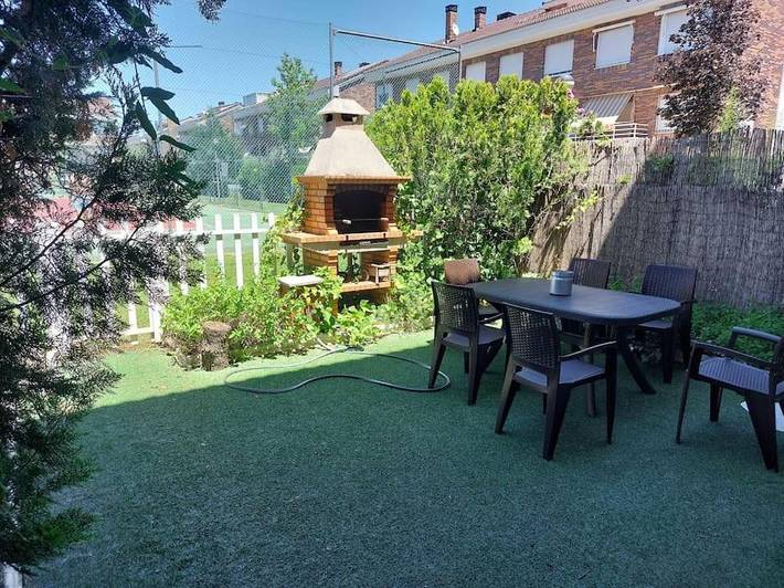 Apartamento para 6 personas, con Balcón y Terraza además de Jardín y Piscina en Santa Marta de Tormes