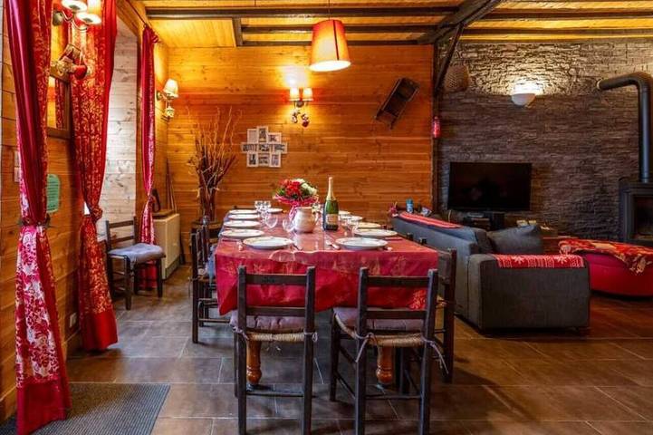 Gîte pour 12 personnes, avec sauna à Mont-Dore